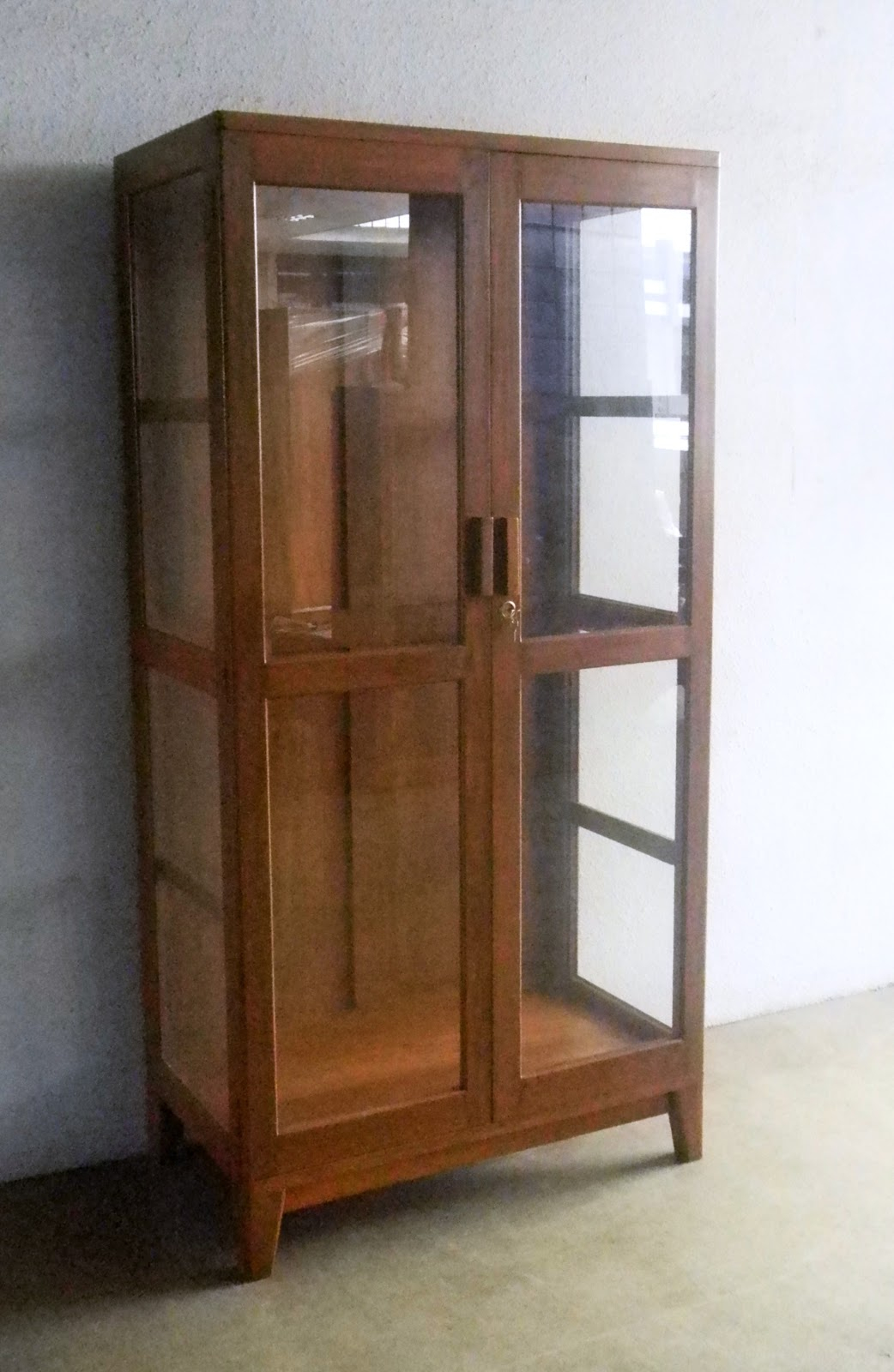 Second Hand Glass Display Cabinets 37 With Second Hand Glass Display intended for measurements 1042 X 1600