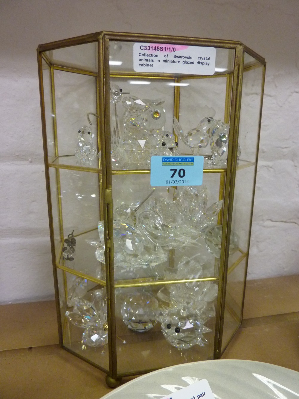 Swarovski Display Cabinets 21 With Swarovski Display Cabinets with regard to sizing 1000 X 1333