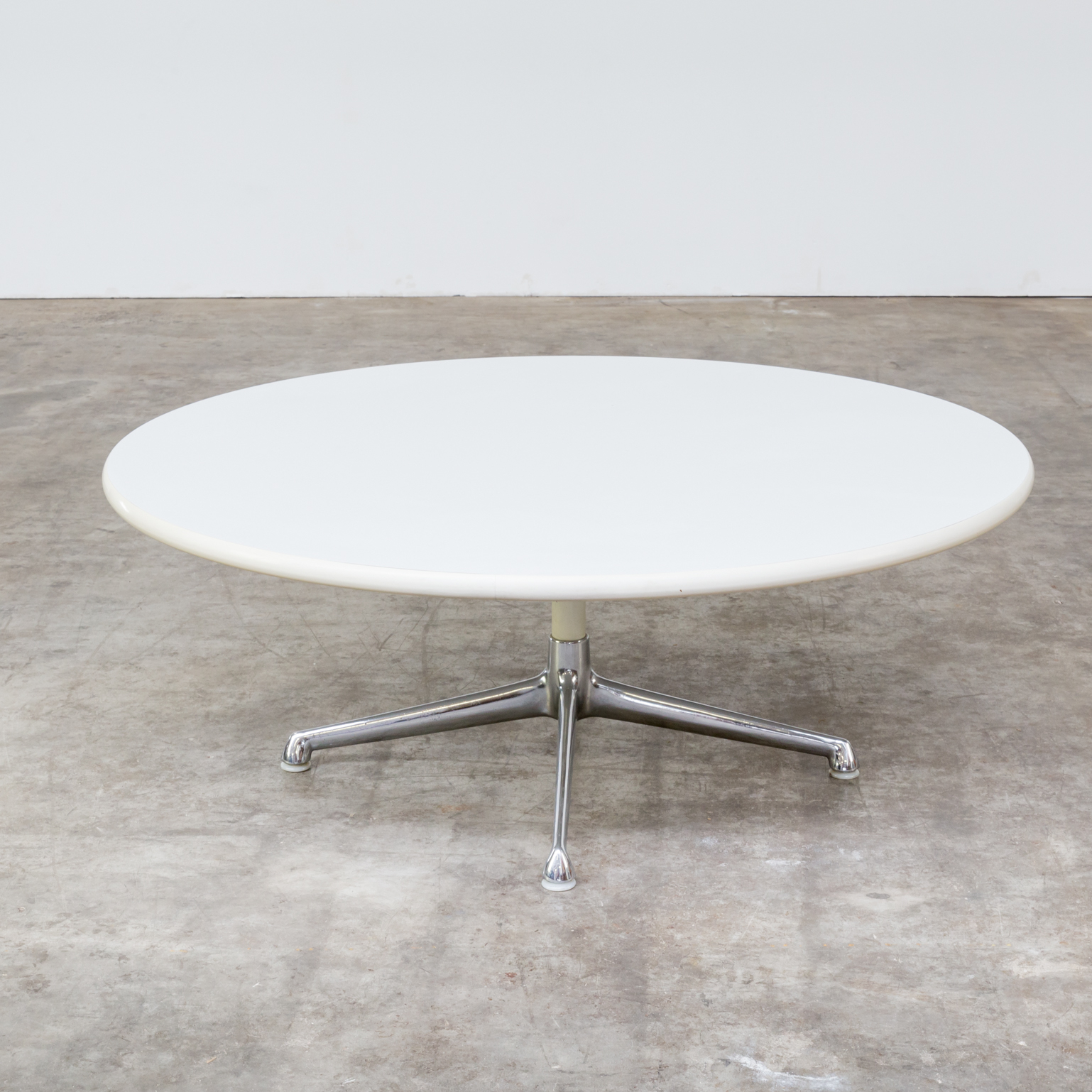 Eames Round Coffee Table For Herman Miller Barbmama intended for measurements 1538 X 1538