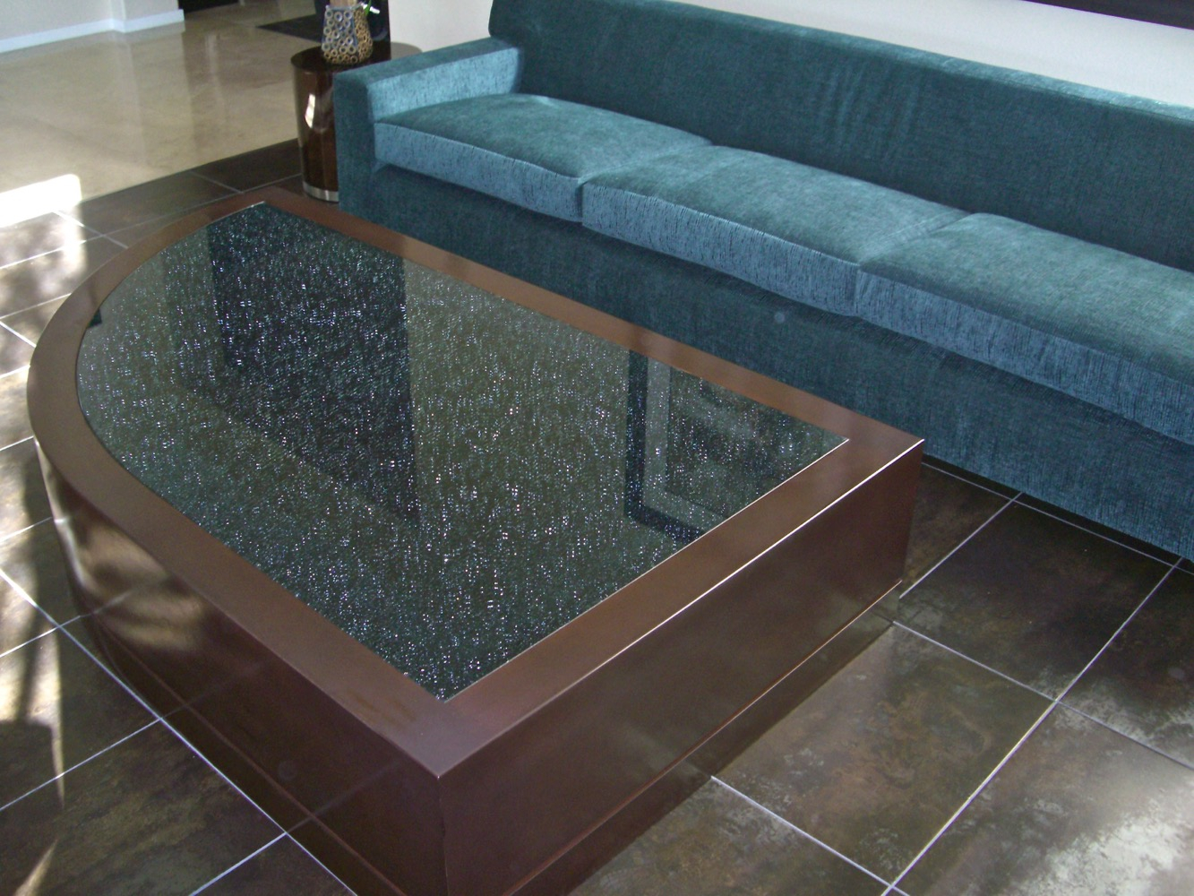 Grey Mirror Shattered Glass Coffee Tables L Sans Soucie with proportions 1333 X 1000