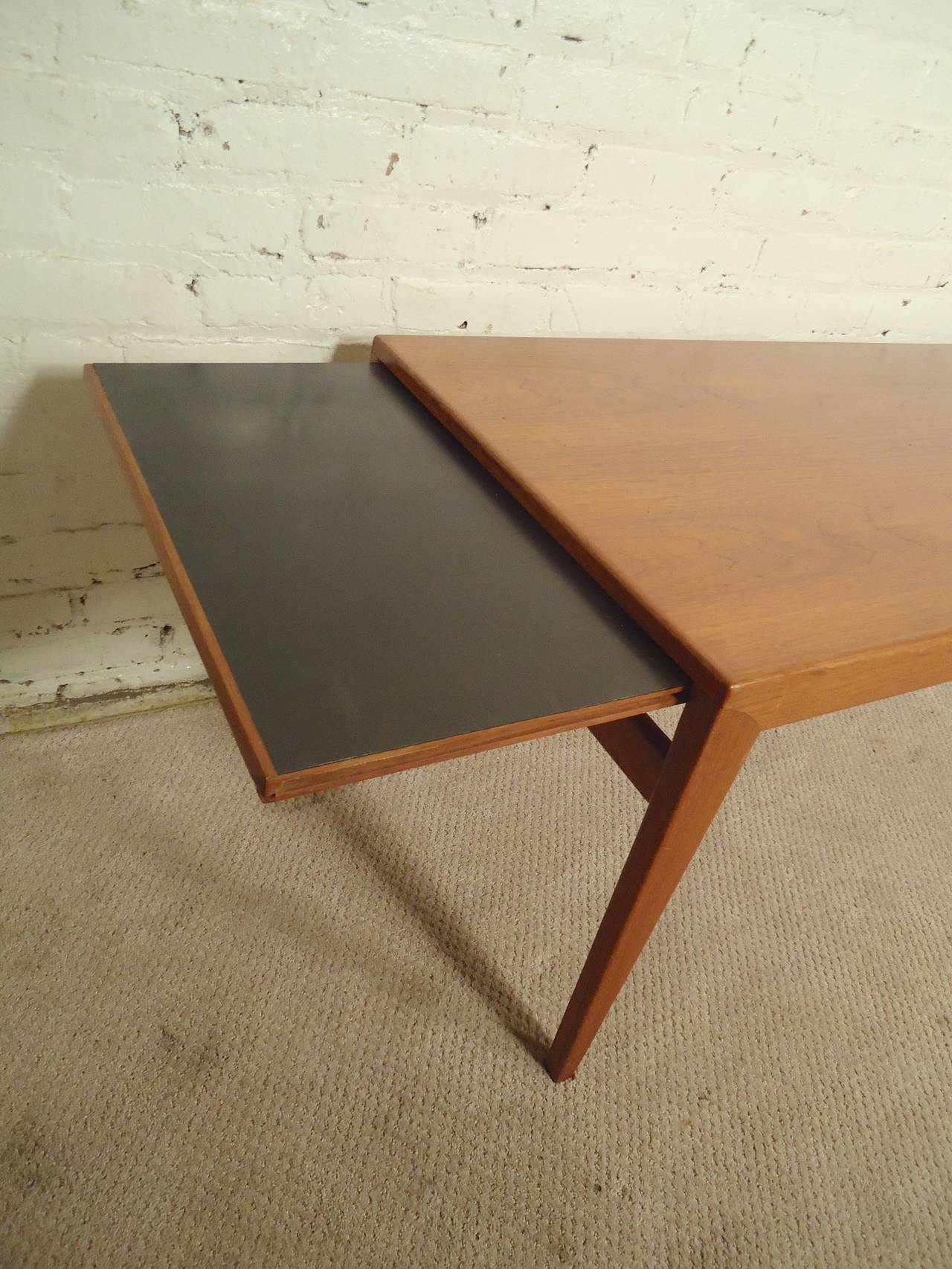 Rare Danish Extending Coffee Table with measurements 1280 X 1706