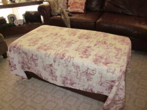 Rosechicfriends Coffee Table Slipcover in measurements 1600 X 1200