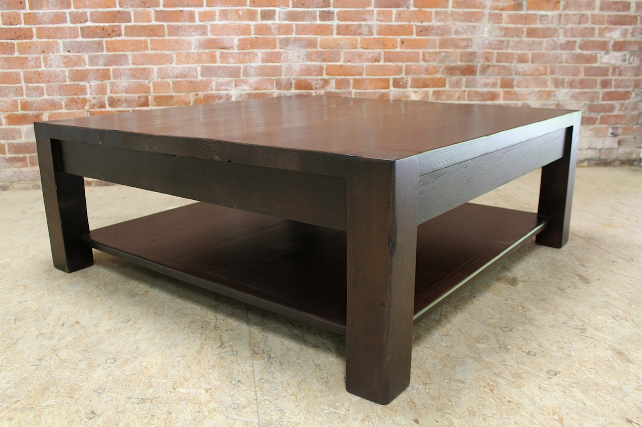 Parsons Coffee Table Tobacco Brown • Display Cabinet
