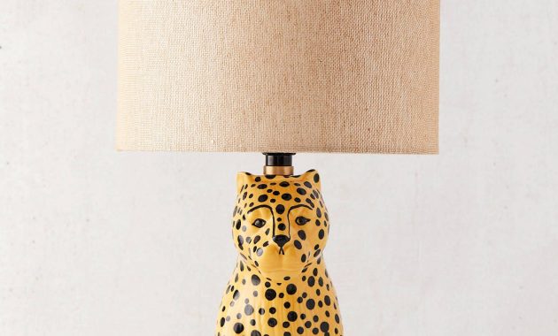 Small Table Lamp Animal • Display Cabinet