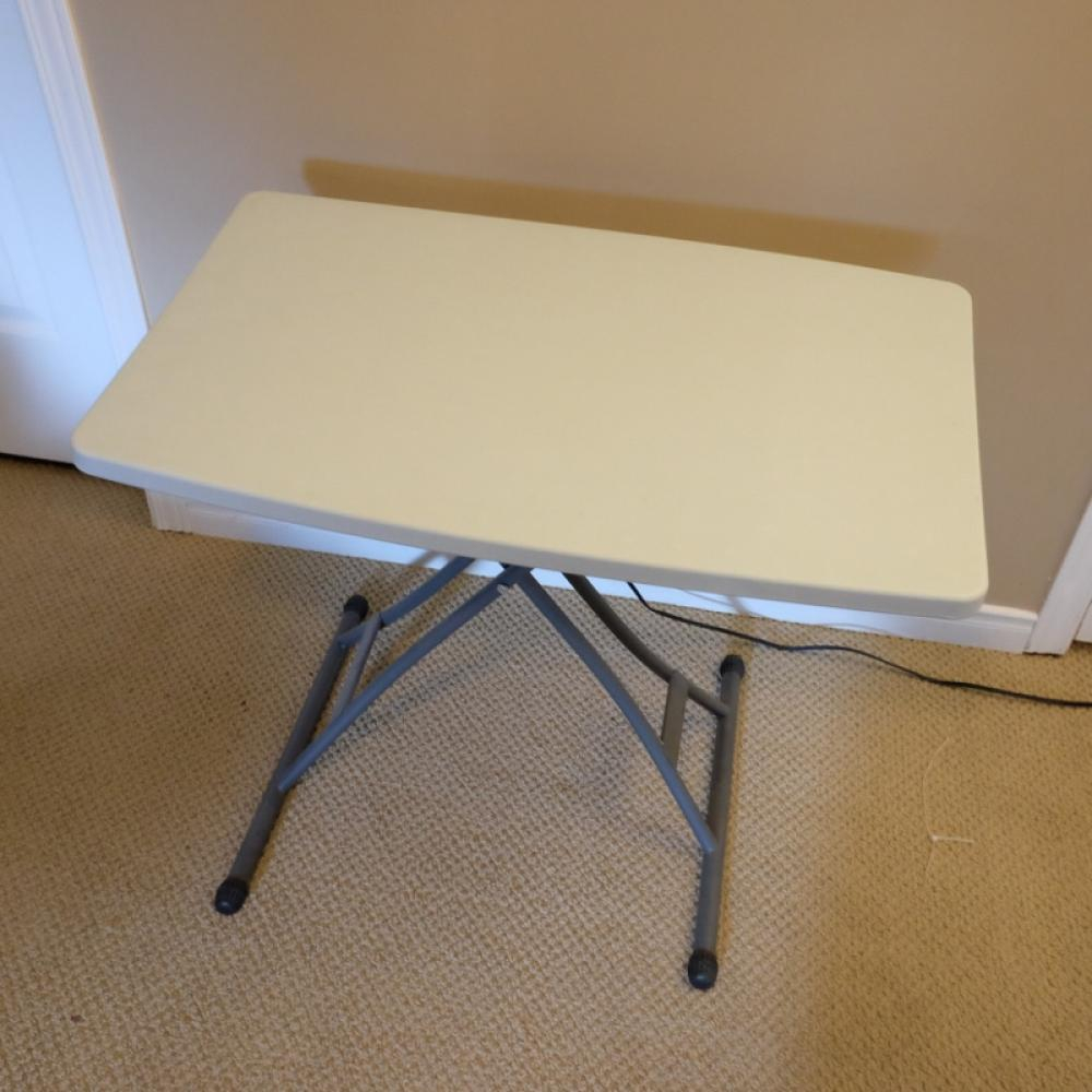 Rubbermaid Style Small Folding Table with regard to measurements 1000 X 1000 Rubbermaid Style Small Folding Table with regard to measurements 1000 X 1000